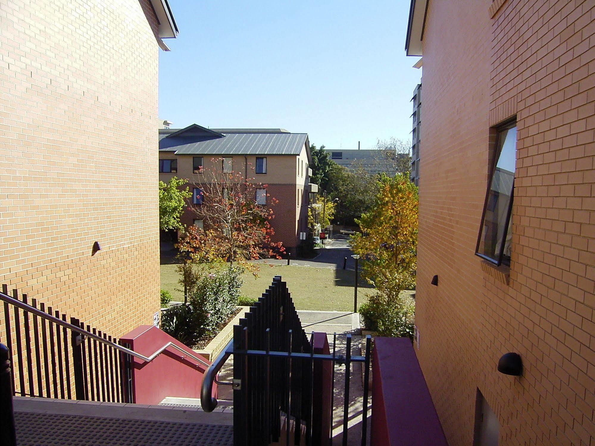 Sydney University Village Extérieur photo