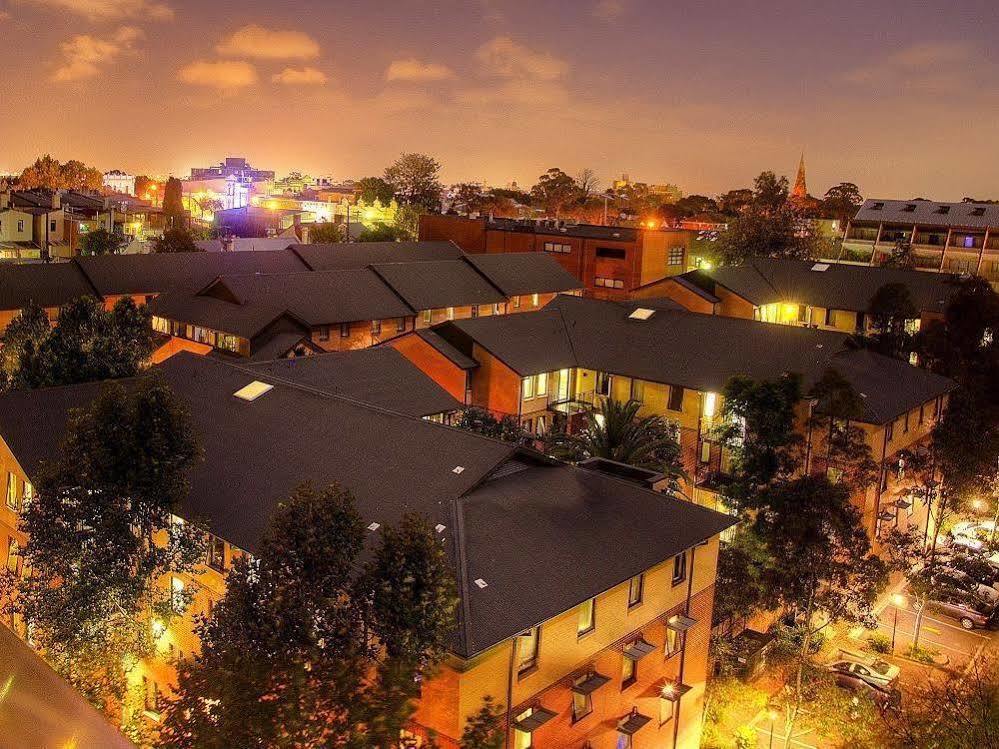 Sydney University Village Extérieur photo